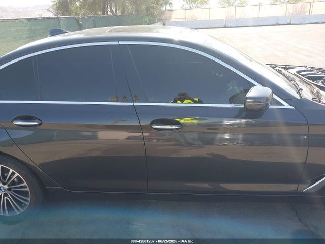BMW 2018 2018 WBAJA9C5XJB249387 Image 13