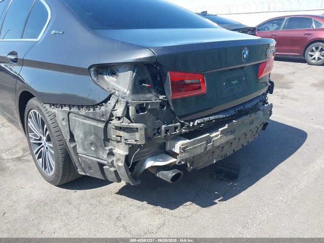 BMW 2018 2018 WBAJA9C5XJB249387 Image 20