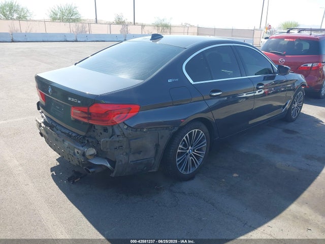 BMW 2018 2018 WBAJA9C5XJB249387 Image 4