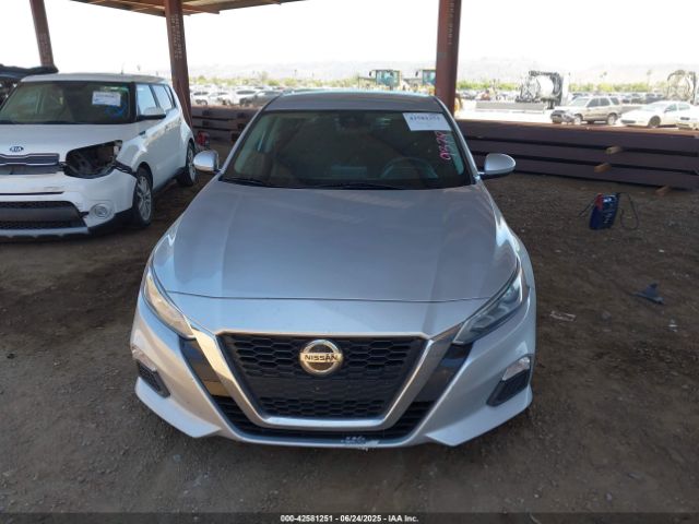 1N4BL4DV2NN409467 Nissan Altima