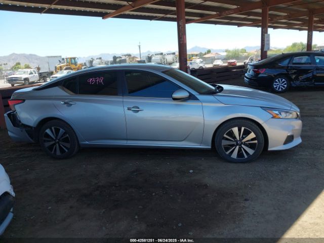 1N4BL4DV2NN409467 Nissan Altima