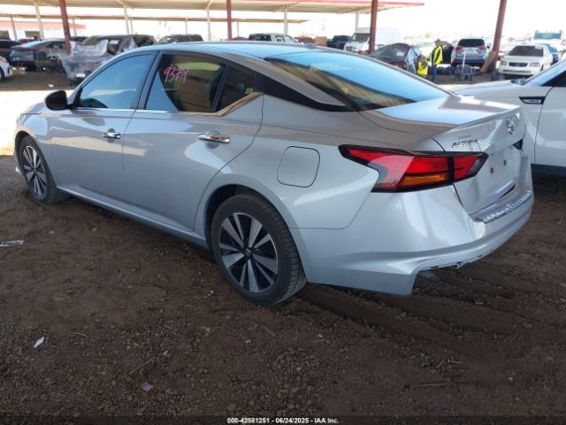 1N4BL4DV2NN409467 Nissan Altima