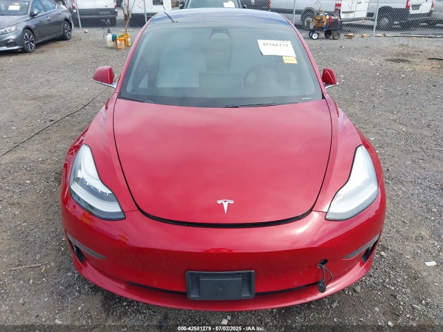 2018 TESLA MODEL 3 5YJ3E1EBXJF112063 Photo 9