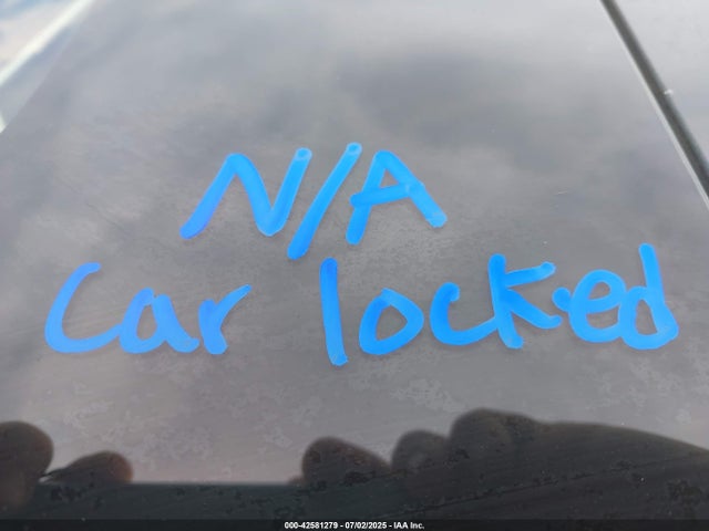 2018 TESLA MODEL 3 5YJ3E1EBXJF112063 Photo 6