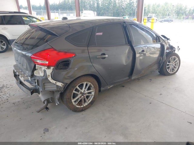 1FADP3K2XGL238417 Ford 2016