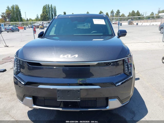 KNDADFS59R6038339 KIA 2024