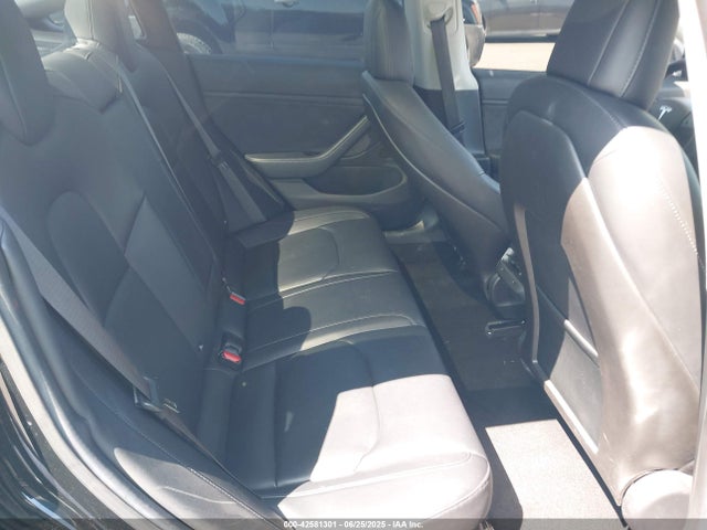 2018 TESLA MODEL 3 5YJ3E1EA1JF011422 Photo 7