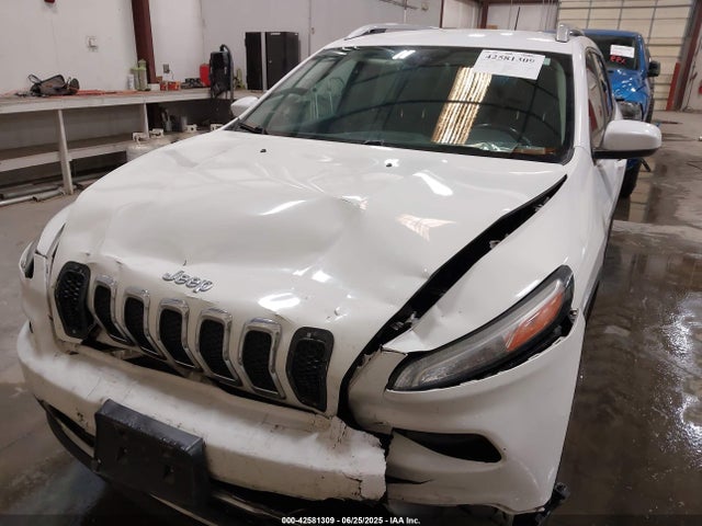 1C4PJMCS4HD218463 Jeep Cherokee