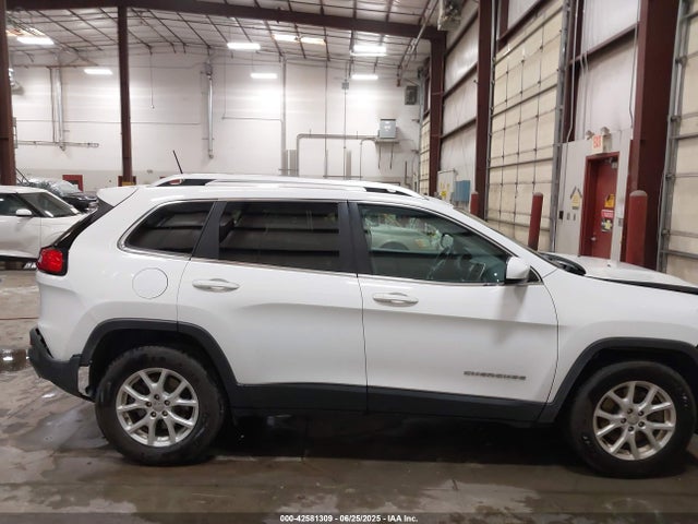 1C4PJMCS4HD218463 Jeep Cherokee