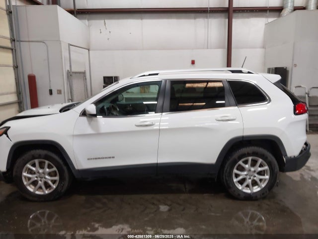 1C4PJMCS4HD218463 Jeep Cherokee