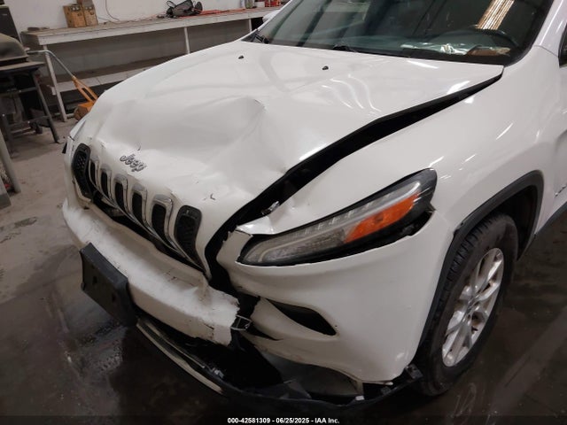 1C4PJMCS4HD218463 Jeep Cherokee