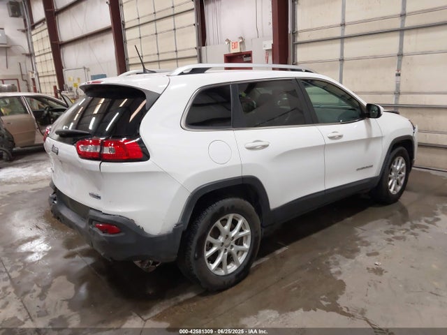 1C4PJMCS4HD218463 Jeep Cherokee