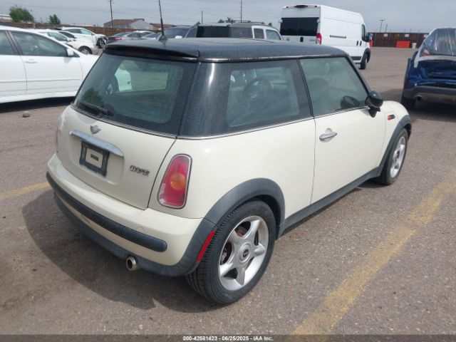2004 MINI COOPER WMWRC334X4TJ56384 Photo 3