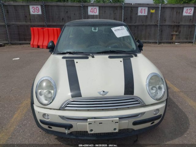 2004 MINI COOPER WMWRC334X4TJ56384 Photo 5