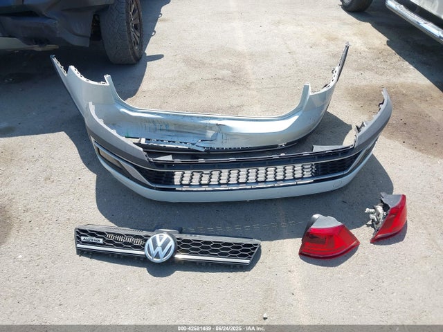 3VWH17AUXHM521839 Volkswagen 1.8 tsi