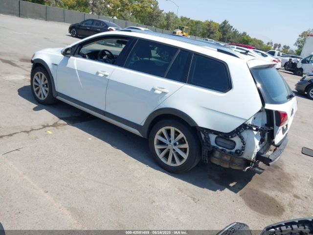 2017 VOLKSWAGEN GOLF ALLTRACK 3VWH17AUXHM521839 Photo 2