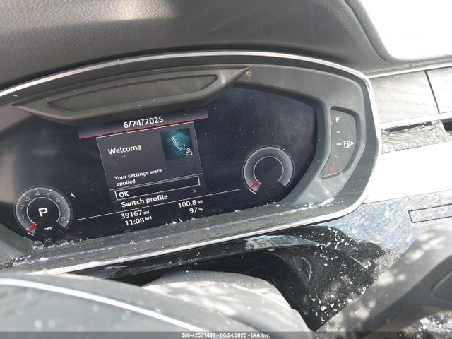 2020 AUDI A8 L WAU8EAF85LN000975 Photo 6