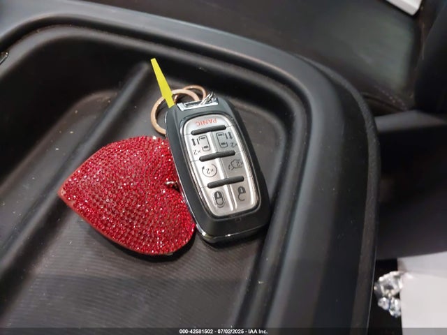 Chrysler Pacifica 2021 2C4RC1FG0MR589412 Image 11