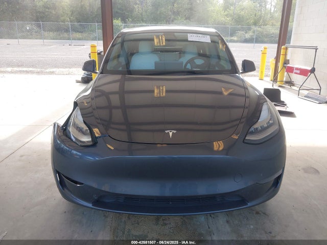 5YJYGDEF8LF020263 Tesla 2020