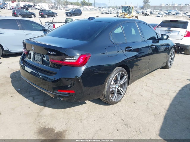 BMW 2023 2023 3MW69FF03P8D51962 Image 4