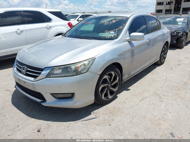 Honda k24w1 2015 1HGCR2F86FA071607 Image 2