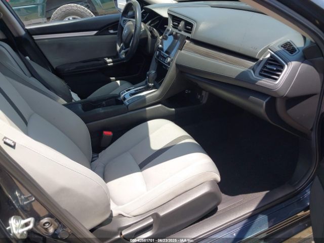 2019 HONDA CIVIC 19XFC1F37KE211957 Photo 4