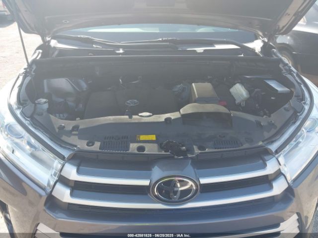 2017 TOYOTA HIGHLANDER 5TDKZRFH6HS205427 Photo 9