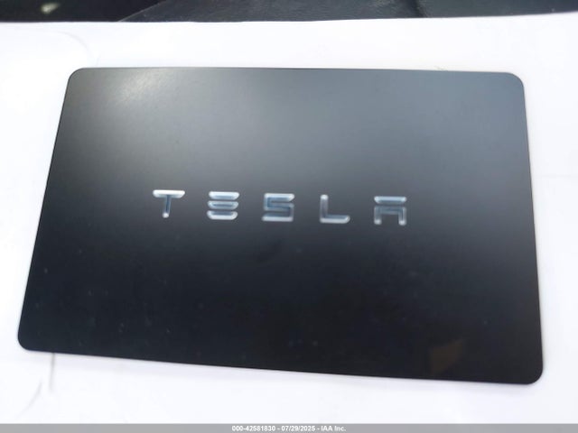 2023 TESLA MODEL Y 7SAYGAEE6PF969390 Photo 10