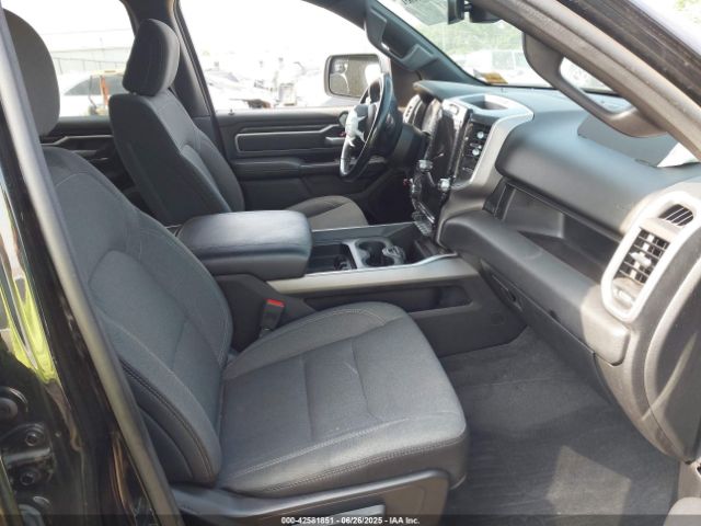 2021 RAM 1500 1C6SRFFT4MN818902 Photo 4