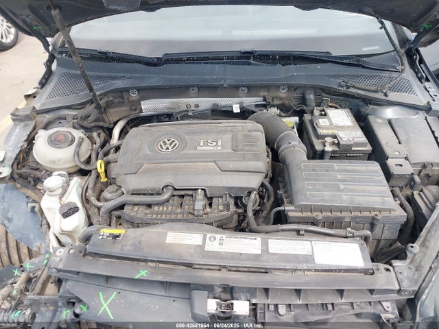 WVWWF7AU4JW237852 Volkswagen 2018