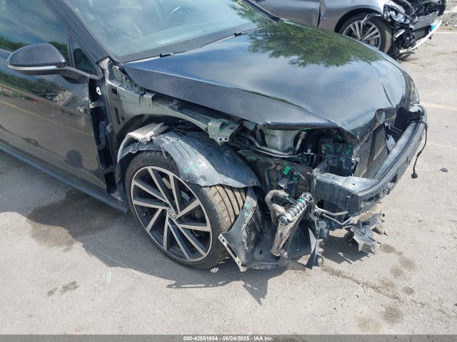 WVWWF7AU4JW237852 Volkswagen 2018