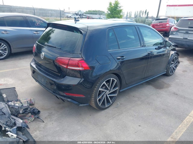 WVWWF7AU4JW237852 Volkswagen 2018