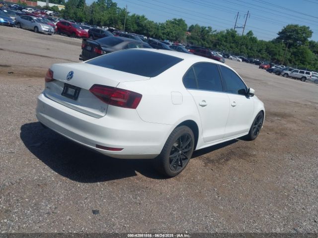 2017 VOLKSWAGEN JETTA 3VW2B7AJXHM241962 Photo 3