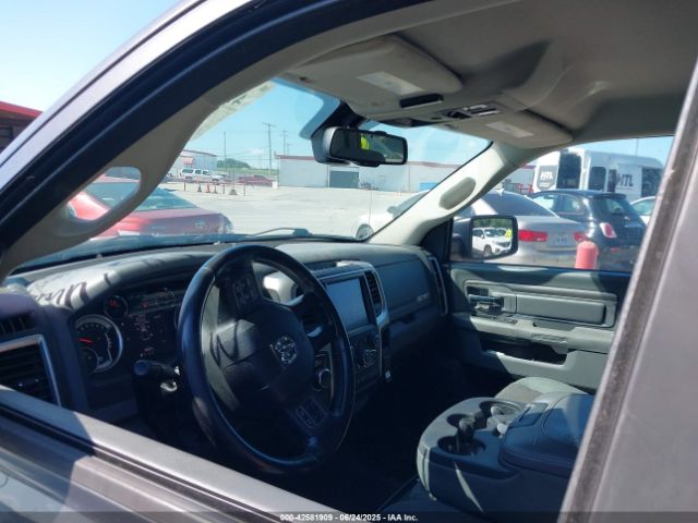 1C6RR6LT9GS221527 RAM 2016
