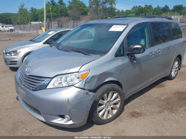 Toyota 2gr-fks 2016 5TDDK3DC2GS141869 Image 2