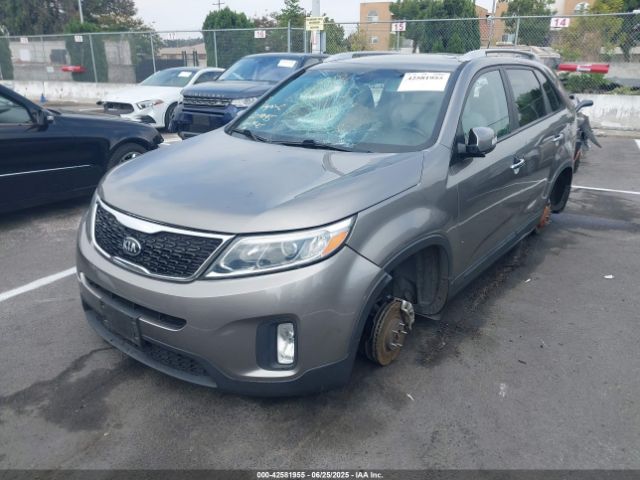 2015 KIA SORENTO 5XYKT4A63FG631774 Photo 1