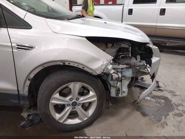1FMCU9G9XFUC82655 Ford 2015