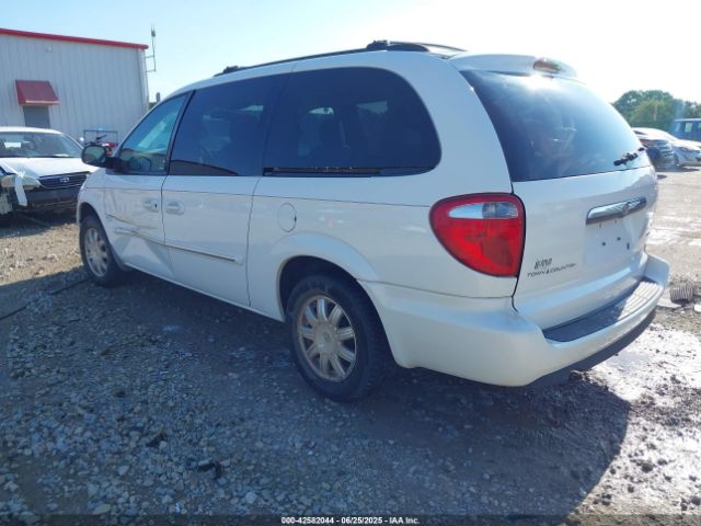 2006 CHRYSLER TOWN & COUNTRY 2A4GP54L26R799672 Photo 2