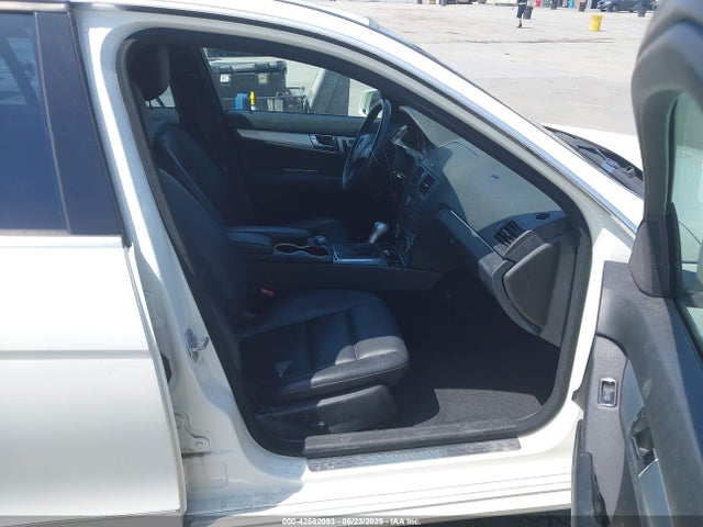 Aukcja sprzedaży 2010 Mercedes-benz C 300 Luxury/sport, vin: WDDGF5EB7AF370726, numer aukcji: 42582093