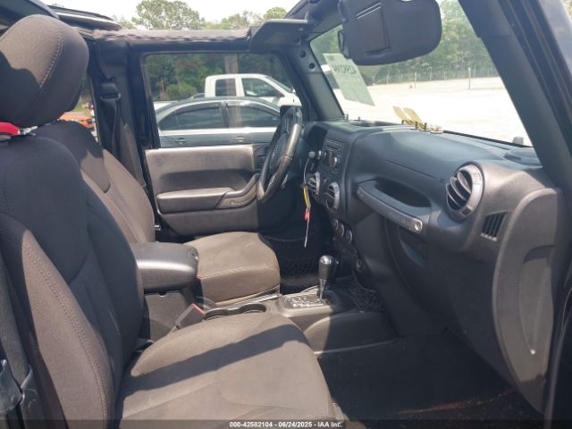 2017 JEEP WRANGLER 1C4AJWAG0HL618140 Photo 4