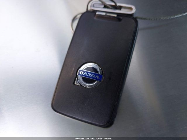 2011 VOLVO XC70 YV4902BZ4B1106282 Photo 10
