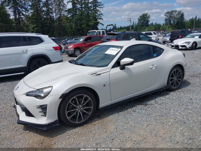 JF1ZNAA14H8701617 Toyota na
