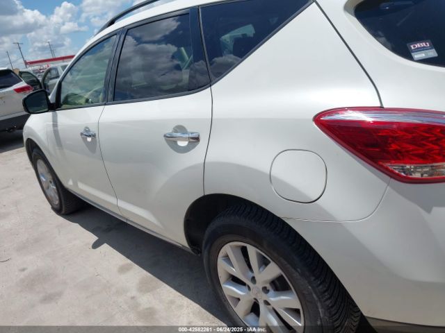 JN8AZ1MU1EW402924 Nissan 2014