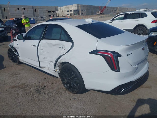 2023 CADILLAC CT4 1G6DC5RKXP0120606 Photo 2
