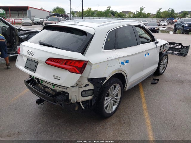 2018 AUDI Q5 WA1BNAFY7J2010781 Photo 3