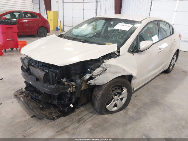 KIA dohc mpi nu 2015 KNAFK4A68F5312543 Image 2
