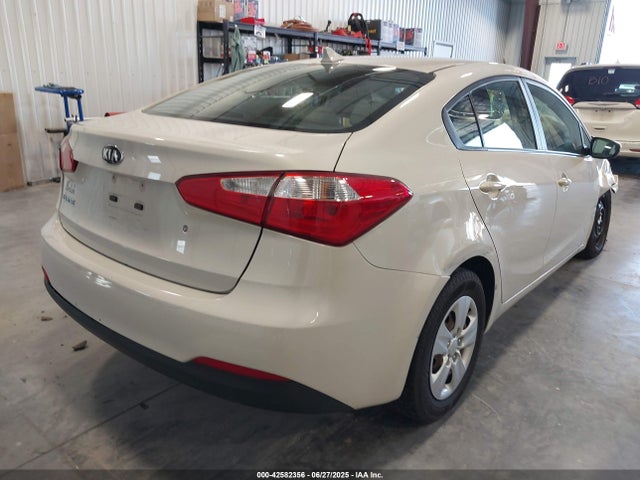 KIA dohc mpi nu 2015 KNAFK4A68F5312543 Image 4