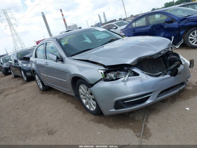 2013 CHRYSLER 200 1C3CCBBG1DN696374
