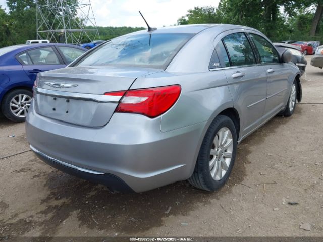 2013 CHRYSLER 200 1C3CCBBG1DN696374 Photo 3