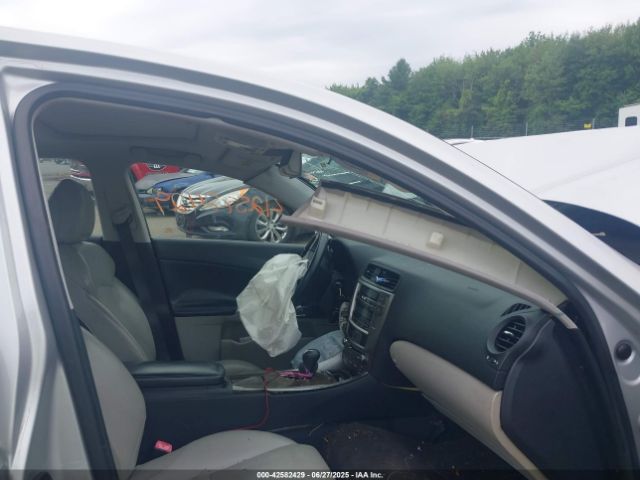 2009 LEXUS IS 250 JTHCK262895029336 Photo 4